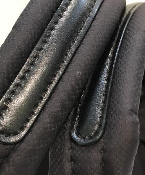 VeeCollective（ヴィーコレクティブ）VeeCollective (ヴィーコレクティブ) ショルダーバッグ ブラックの古着・服飾アイテム