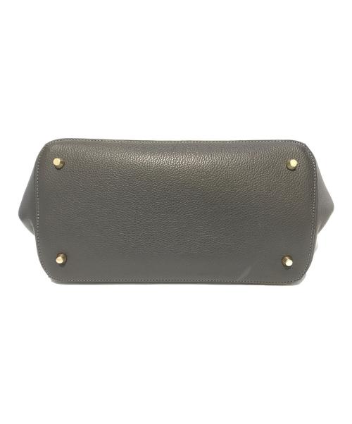 CHRISTIAN VILLA（クリスチャンヴィラ）CHRISTIAN VILLA (クリスチャンヴィラ) レザーハンドワイドバッグ グレーの古着・服飾アイテム