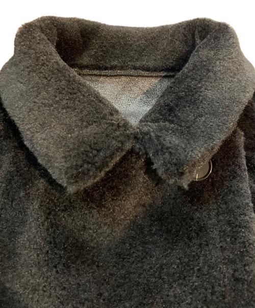Ameri（アメリ）AMERI (アメリ) REVERSIBLE BOA PONCHO COAT　01220730980 ブラック サイズ:Fの古着・服飾アイテム