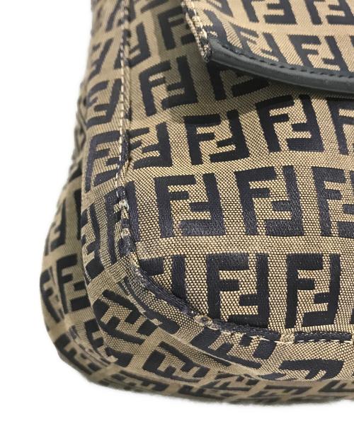 FENDI（フェンディ）FENDI (フェンディ) ズッキーノショルダーバッグ　26325 ブラウンの古着・服飾アイテム