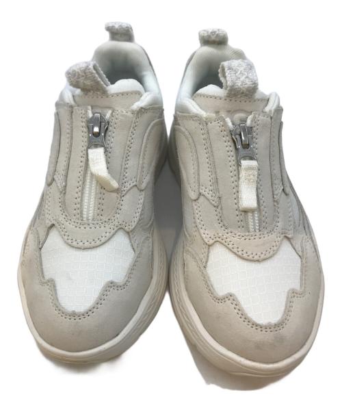 UGG（アグ）UGG (アグ) CA1 Zip　1151653 ホワイト サイズ:22cmの古着・服飾アイテム