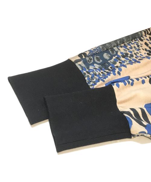 HIROKO KOSHINO（ヒロコ コシノ）HIROKO KOSHINO (ヒロコ コシノ) アートプリントジャージーワンピース　RHPAD-04690 ベージュ サイズ:38の古着・服飾アイテム