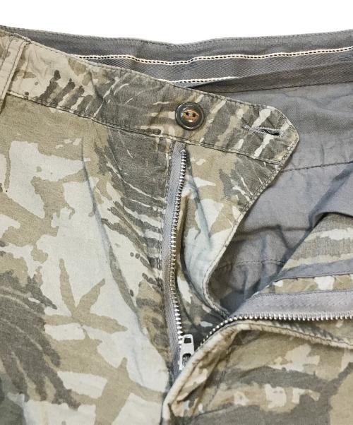C.P COMPANY（シーピーカンパニー）C.P COMPANY (シーピーカンパニー) カーゴショートパンツ　CPU0582 001734 カーキ サイズ:48の古着・服飾アイテム
