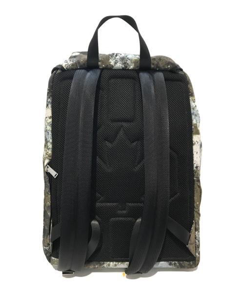 DSQUARED2（ディースクエアード）DSQUARED2 (ディースクエアード) Urban Backpack　BPM0103 16808168 カーキの古着・服飾アイテム