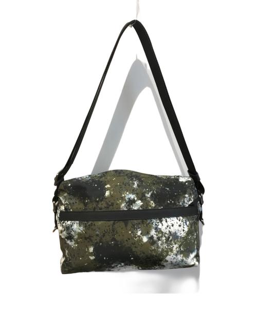 DSQUARED2（ディースクエアード）DSQUARED2 (ディースクエアード) ショルダーバッグ カーキの古着・服飾アイテム