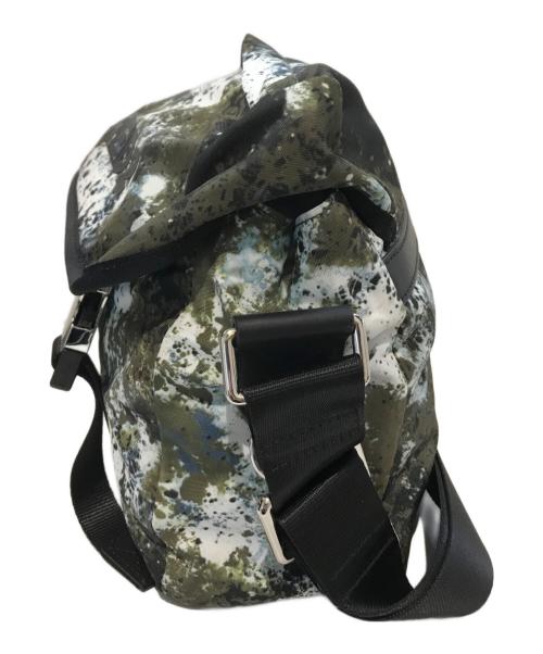 DSQUARED2（ディースクエアード）DSQUARED2 (ディースクエアード) ショルダーバッグ カーキの古着・服飾アイテム