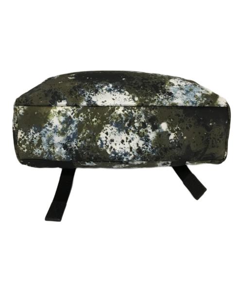 DSQUARED2（ディースクエアード）DSQUARED2 (ディースクエアード) ショルダーバッグ カーキの古着・服飾アイテム