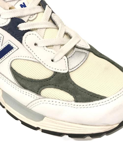 NEW BALANCE（ニューバランス）NEW BALANCE (ニューバランス) ローカットスニーカー　U992GB アイボリー×グリーン サイズ:27の古着・服飾アイテム