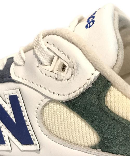 NEW BALANCE（ニューバランス）NEW BALANCE (ニューバランス) ローカットスニーカー　U992GB アイボリー×グリーン サイズ:27の古着・服飾アイテム