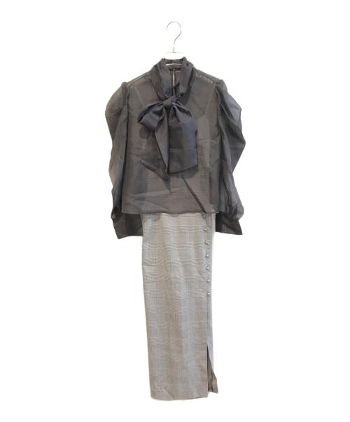 Lily Brown（リリーブラウン）Lily Brown (リリーブラウン) ボウタイブラウスセットキャミソールワンピース LWFO231031 グレー サイズ:1の古着・服飾アイテム