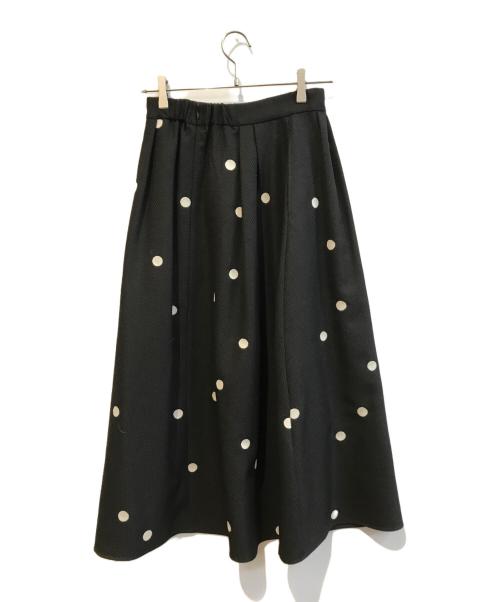JUSGLITTY（ジャスグリッティー）JUSGLITTY (ジャスグリッティー) ドット刺繍タックスカート　43330460 ブラック サイズ:Sの古着・服飾アイテム