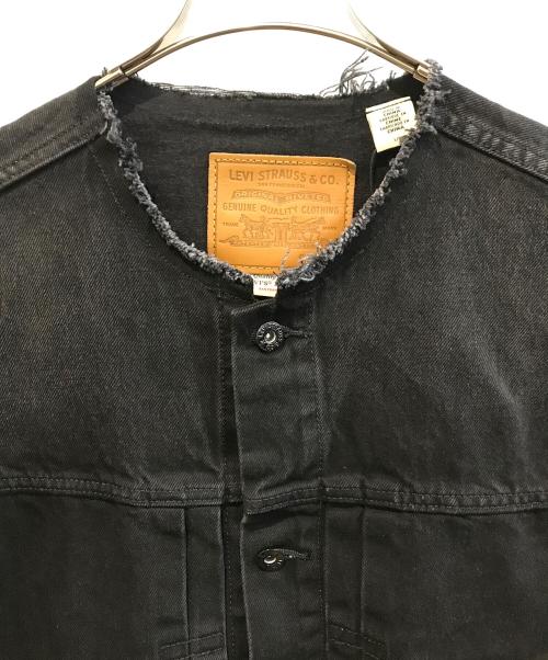LEVI'S（リーバイス）LEVI'S (リーバイス) Type 1 Trucker Jacket COLLARLESS　PC9-003T4-0000 ブラック サイズ:Ｌ 未使用品の古着・服飾アイテム