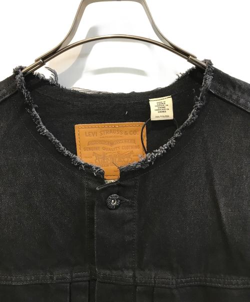 LEVI'S（リーバイス）LEVI'S (リーバイス) Type 1 Trucker Jacket COLLARLESS　PC9-003T4-0000 ブラック サイズ:XXL 未使用品の古着・服飾アイテム