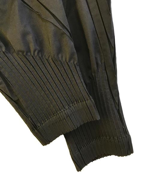 A-POC ABLE ISSEY MIYAKE（エイポック エイブル イッセイ ミヤケ）A-POC ABLE ISSEY MIYAKE (エイポック エイブル イッセイ ミヤケ) TYPE-S BASICS　AT55FF704 ブラック サイズ:2の古着・服飾アイテム