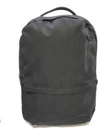 Incase（インケース）の古着「リュック」｜ブラック