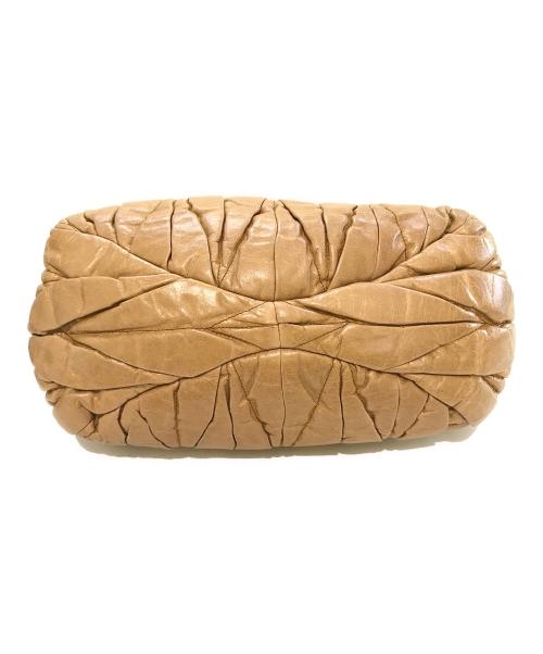 MIU MIU（ミュウミュウ）MIU MIU (ミュウミュウ) 2WAYバッグ　マテラッセ ベージュの古着・服飾アイテム