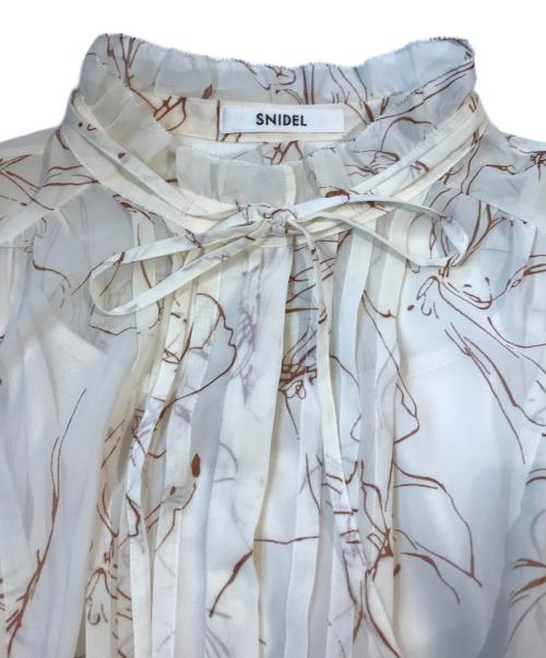 Snidel（スナイデル）Snidel (スナイデル) Sustainable20周年プリントワンピース　SWFO252004 ベージュの古着・服飾アイテム