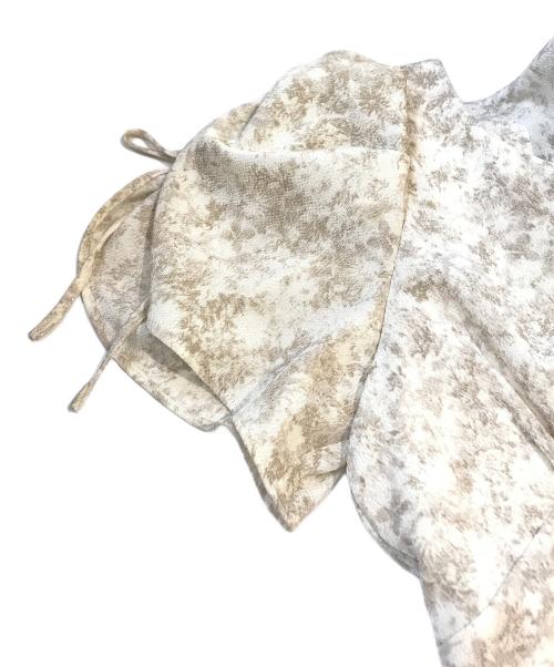 Snidel（スナイデル）Snidel (スナイデル) SusTainaバリエプリントワンピ　SWFO221030 ベージュ サイズ:00 未使用品の古着・服飾アイテム