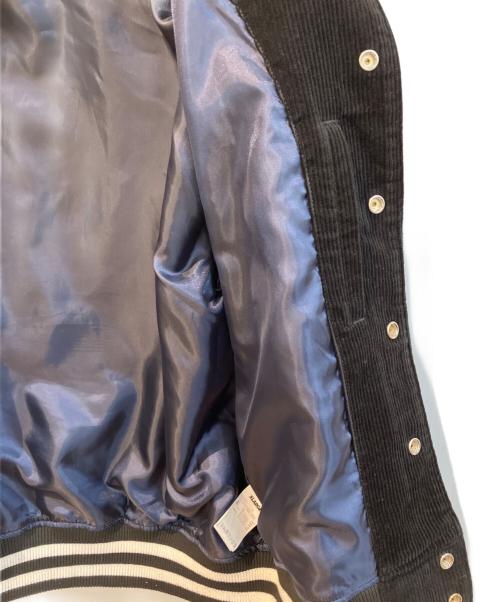 X-LARGE（エクストララージ）X-LARGE (エクストララージ) EMBROIDERY EMBLEM CORDUROY JACKET　101213021003 ブラック サイズ:Sの古着・服飾アイテム