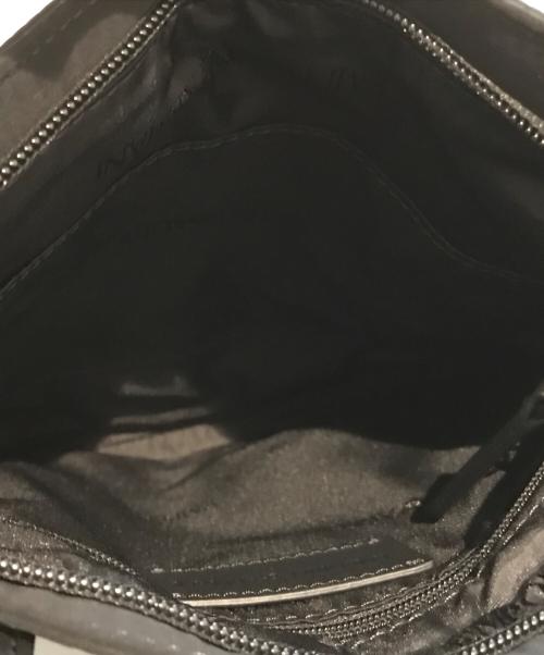 EMPORIO ARMANI（エンポリオ アルマーニ）EMPORIO ARMANI (エンポリオ アルマーニ) ショルダーバッグ ブラックの古着・服飾アイテム