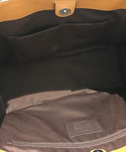 COACH（コーチ）COACH (コーチ) スミス ラージトートバッグ　CM716 ブラウンの古着・服飾アイテム