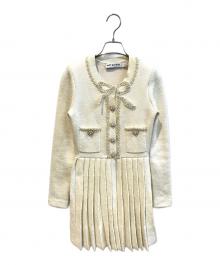 SELF PORTRAIT（セルフ ポートレイト）の古着「CREAM BOW KNIT MINI DRESS　AW23-916S-C」｜ホワイト