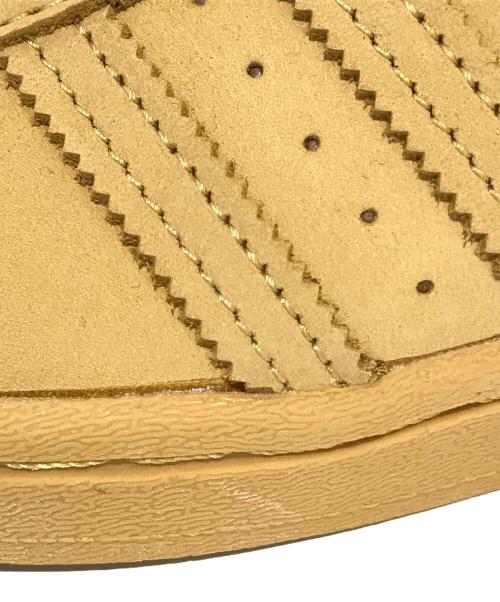 adidas（アディダス）adidas (アディダス) ローカットスニーカー　GZ4831 ブラウン サイズ:23の古着・服飾アイテム