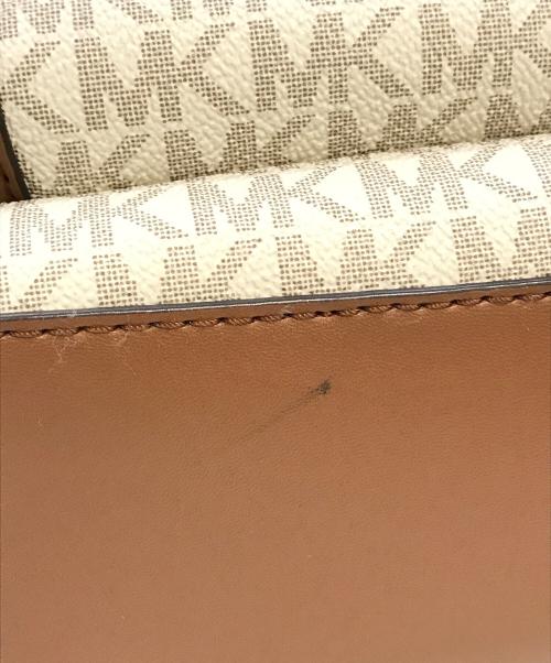 MICHAEL KORS（マイケル・コース）MICHAEL KORS (マイケル・コース) リュック　35S2G8TB2B ベージュの古着・服飾アイテム