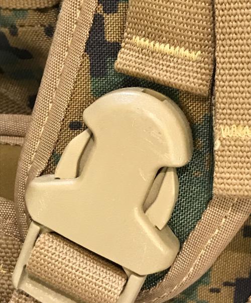 nobrand（ノーブランド）nobrand (ノーブランド) カモ柄リュック カーキの古着・服飾アイテム