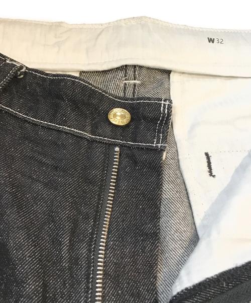LEVI'S（リーバイス）LEVI'S (リーバイス) PREMIUM BLACK DENIM SLACKS　005YV-0000 ブラック サイズ:W32の古着・服飾アイテム