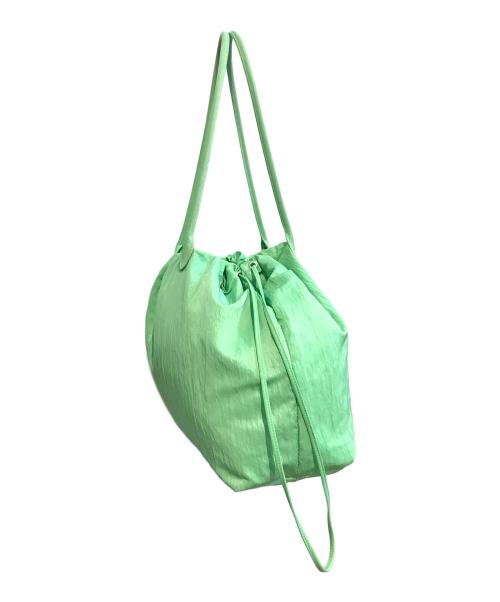 MARY AL TERNA（メアリオルターナ）MARY AL TERNA (メアリオルターナ) リサイクルナイロン 2way 巾着 トートバッグ グリーンの古着・服飾アイテム