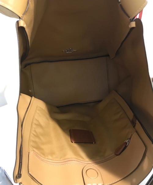 COACH（コーチ）COACH (コーチ) ハドリートートバッグ　CV998 ベージュの古着・服飾アイテム
