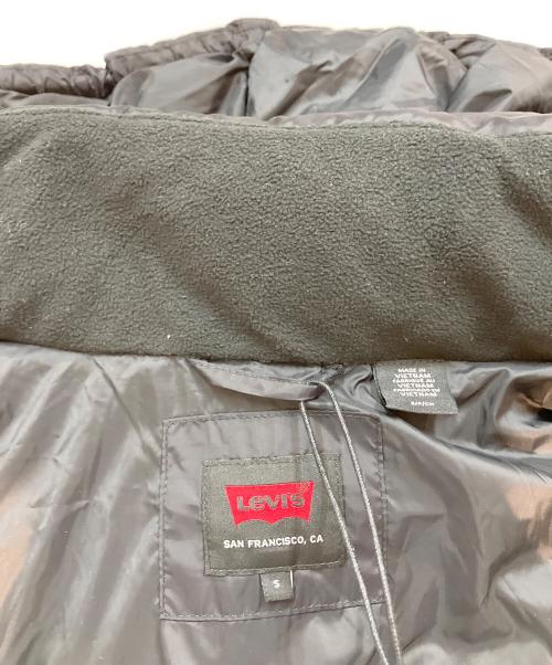 LEVI'S（リーバイス）LEVI'S (リーバイス) パファージャケットダウンミドル WESTERN PC9-A8528-0001 ブラック サイズ:S 未使用品の古着・服飾アイテム