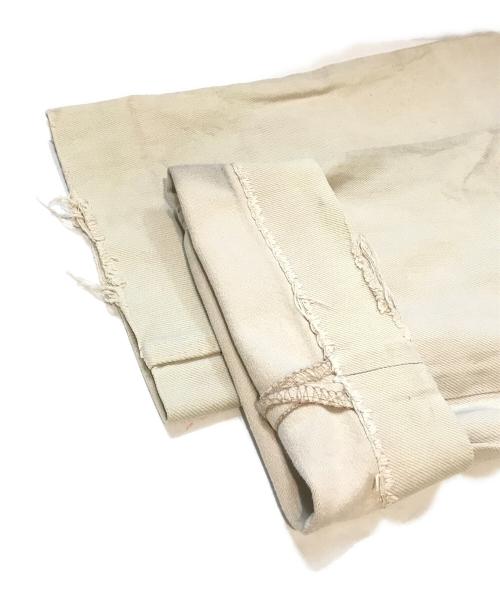 LEVI'S（リーバイス）LEVI'S (リーバイス) デニムパンツ ベージュ サイズ:W33の古着・服飾アイテム