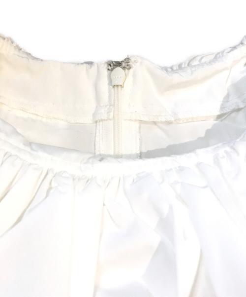 Bibiy.（ビビィ）Bibiy. (ビビィ) COLENNE CAMI TOP　B50-TS097WHF ホワイト サイズ:F 未使用品の古着・服飾アイテム