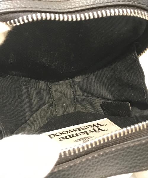 Vivienne Westwood（ヴィヴィアンウエストウッド）Vivienne Westwood (ヴィヴィアンウエストウッド) MINI HEART CROSSBODY ブラックの古着・服飾アイテム