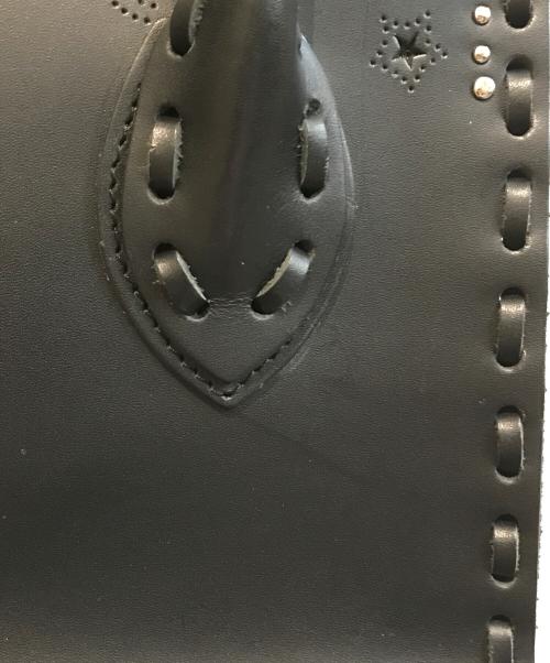 Carving Tribes（カービングトライブス）CARVING TRIBES (カービングトライブス) 2WAYスタッズショルダーバッグ ブラックの古着・服飾アイテム