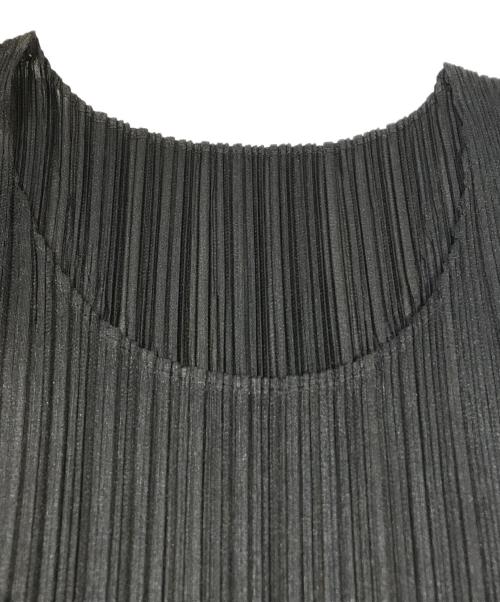 PLEATS PLEASE（プリーツプリーズ）PLEATS PLEASE (プリーツプリーズ) プリーツノースリーブカットソー PP55-JK101 ブラック サイズ:Lの古着・服飾アイテム