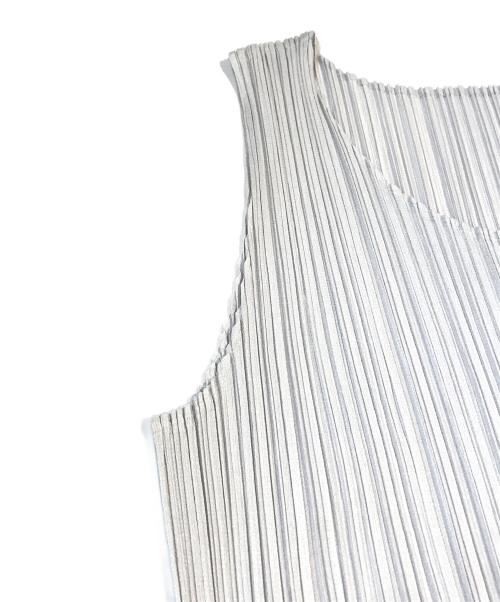 PLEATS PLEASE（プリーツプリーズ）PLEATS PLEASE (プリーツプリーズ) プリーツノースリーブカットソー PP55-JK101 グレー サイズ:Lの古着・服飾アイテム