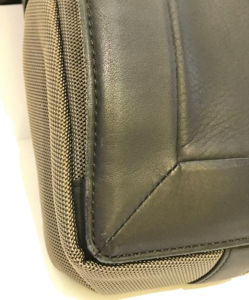 LANVIN（ランバン）LANVIN (ランバン) メッセンジャーバッグ ブラック×カーキ サイズ:-の古着・服飾アイテム