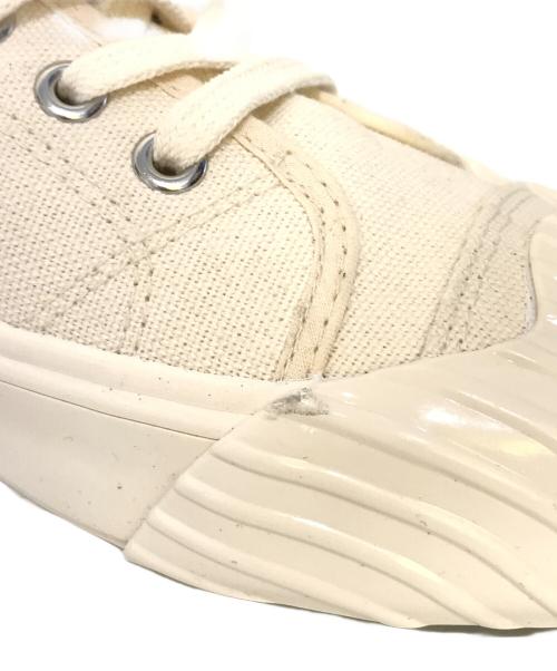 KENZO（ケンゾー）KENZO (ケンゾー) SCHOOL LOW TOP SNEAKERS アイボリー サイズ:25の古着・服飾アイテム