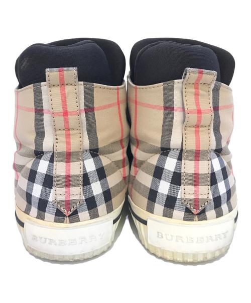 BURBERRY（バーバリー）BURBERRY (バーバリー) ノバチェックハイカットスニーカー ベージュ サイズ:SIZE 40 1/2の古着・服飾アイテム