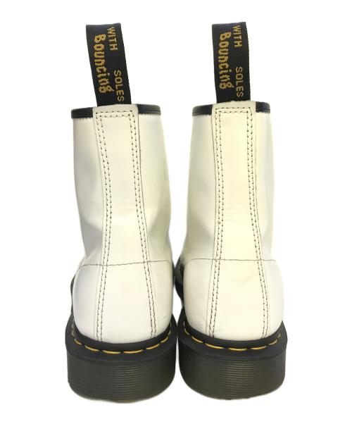 Dr.Martens（ドクターマーチン）Dr.Martens (ドクターマーチン) 8ホールブーツ　11822 ホワイト サイズ:UK9の古着・服飾アイテム