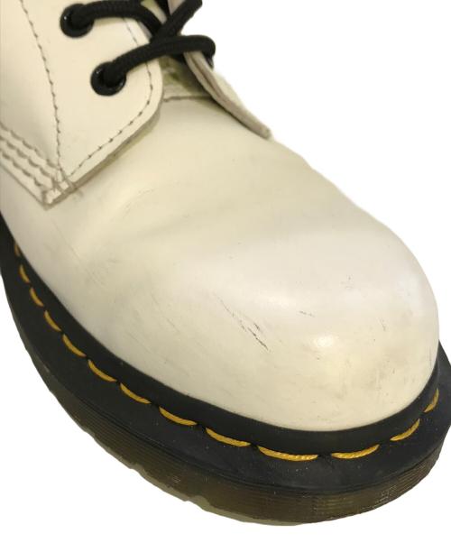 Dr.Martens（ドクターマーチン）Dr.Martens (ドクターマーチン) 8ホールブーツ　11822 ホワイト サイズ:UK9の古着・服飾アイテム