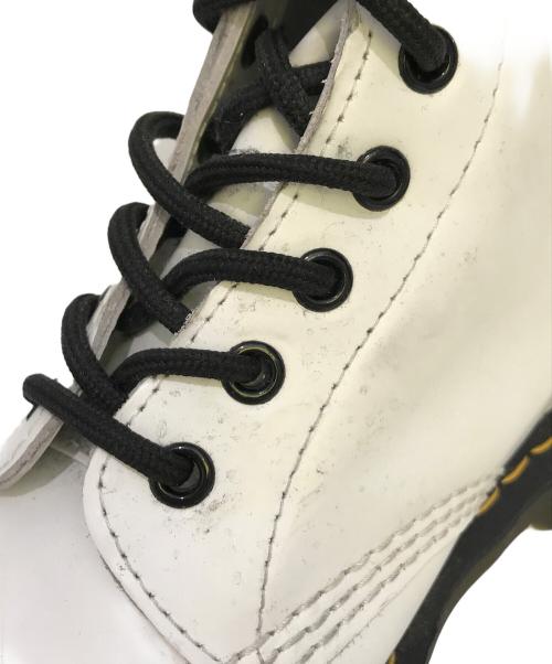 Dr.Martens（ドクターマーチン）Dr.Martens (ドクターマーチン) 8ホールブーツ　11822 ホワイト サイズ:UK9の古着・服飾アイテム
