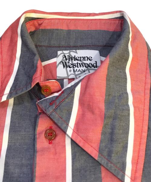 Vivienne Westwood man（ヴィヴィアン ウェストウッド マン）Vivienne Westwood man (ヴィヴィアン ウェストウッド マン) オーブ刺繍アシンメトリーストライプシャツ レッド×ネイビー サイズ:44の古着・服飾アイテム