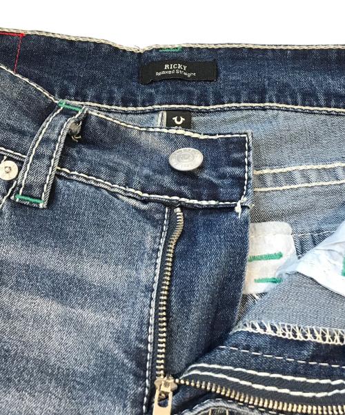 TRUE RELIGION（トゥルー レリジョン）TRUE RELIGION (トゥルー レリジョン) BIG T FLAP STRAIGHT インディゴ サイズ:33の古着・服飾アイテム