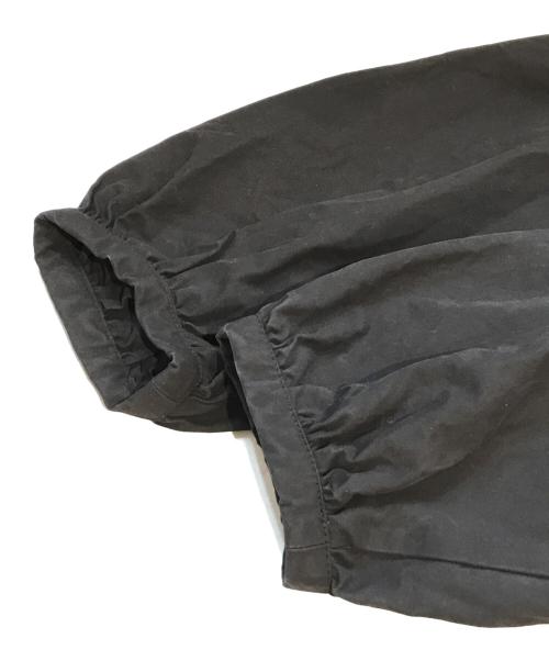UNITED ARROWS（ユナイテッドアローズ）UNITED ARROWS (ユナイテッドアローズ) パールモチーフ ギャザー ブラウス ブラック サイズ:Ｓの古着・服飾アイテム