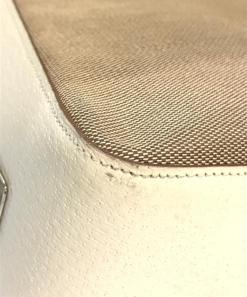 GUCCI（グッチ）GUCCI (グッチ) ワンショルダーバッグ アイボリー×ベージュの古着・服飾アイテム