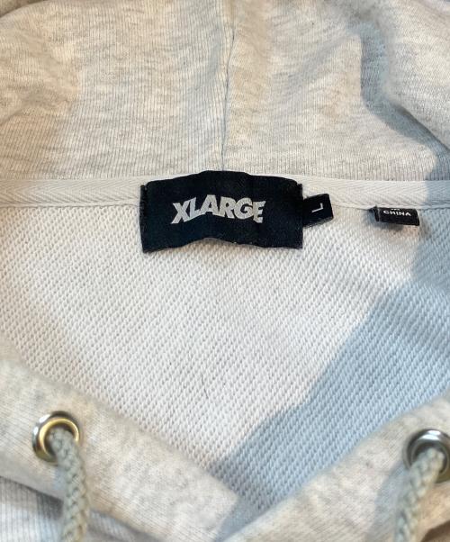 X-LARGE（エクストララージ）X-LARGE (エクストララージ) XLラベル スーブニール フーデッドスウェット　101233012031 グレー サイズ:Lの古着・服飾アイテム
